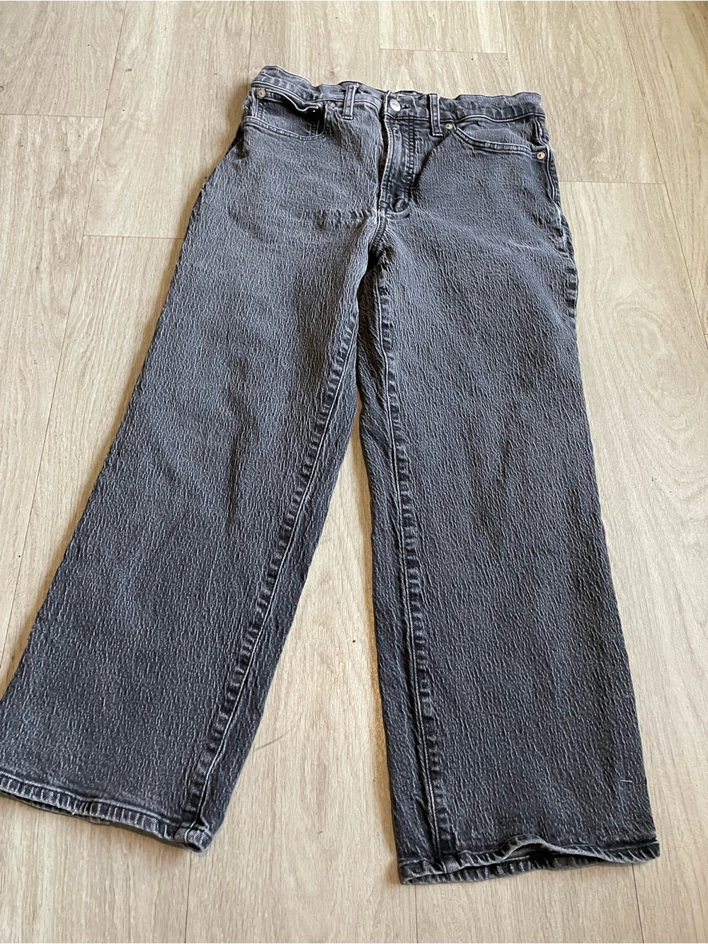 Madewell Women's Washed Black Straight-Leg Jeans